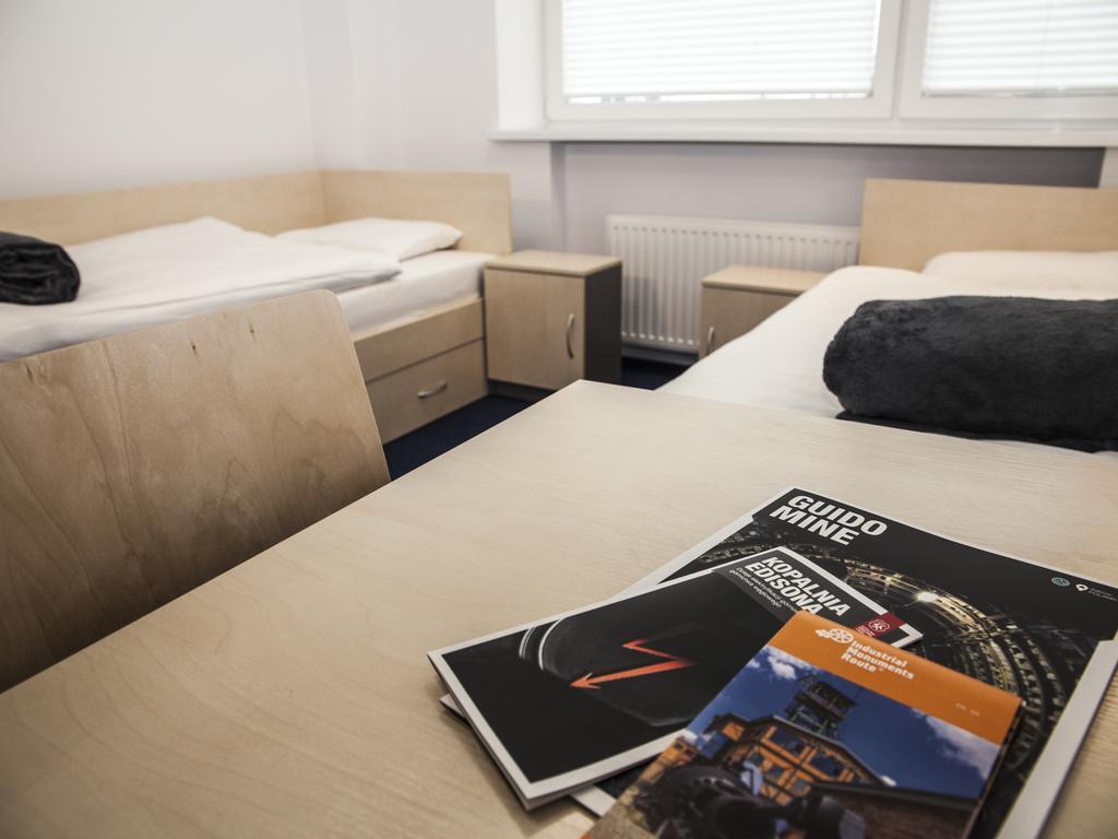 Hostel Guido Zabrze Chambre photo
